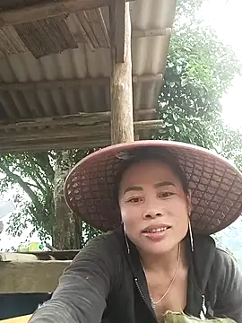 CoMay003 online show from 03-28-26, 05:41