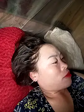 CoMay003 online show from 12-20-25, 01:25