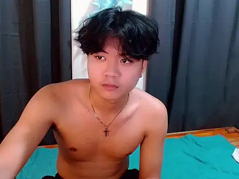 youre BabyBoy online show from 11-12-25, 09:35