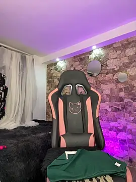 samiacooper25 online show from 03-01-26, 09:53