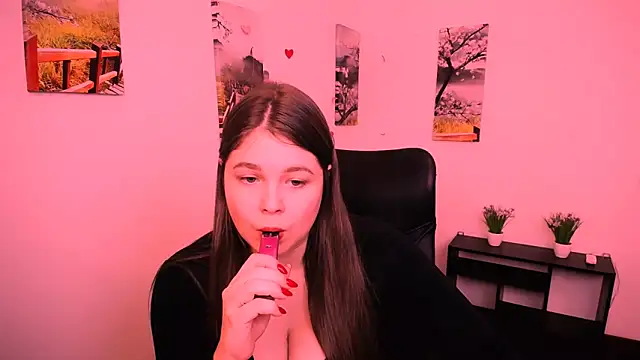  Lovely Mary online show from 09-25-25, 09:04