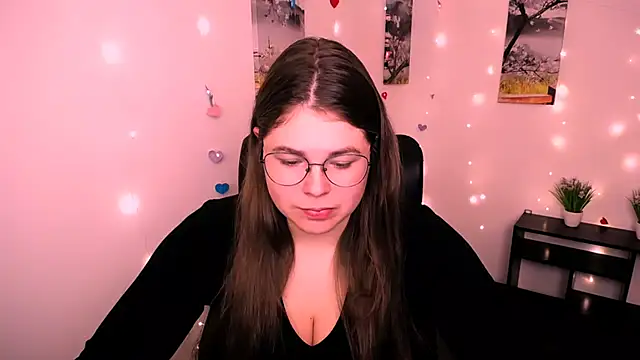  Lovely Mary online show from 10-24-25, 06:51
