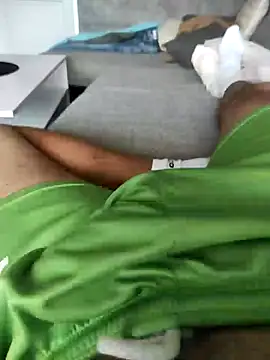 Snapshot of hansvonerotic1 chatting on 10-06-25, 08:26 hansvonerotic1 online show from 10-06-25, 08:26