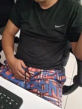 Carloskasado online show from 11-04-25, 04:55