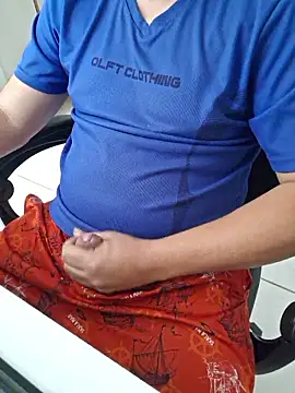 Carloskasado online show from 01-17-26, 01:26