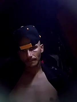 Romance32 online show from 10-26-25, 02:01