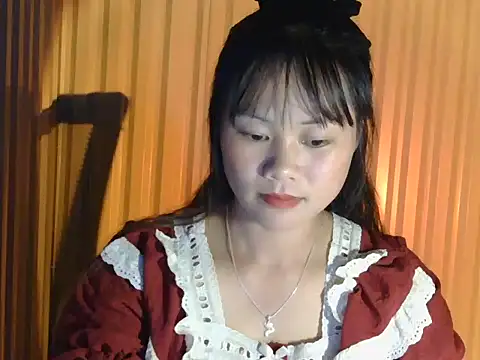 Sisi dy01 online show from 10-04-25, 12:28