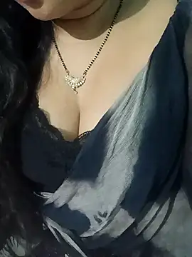 Snapshot of Anjali-bhabhi chatting on 03-07-26, 07:52 Anjali-bhabhi online show from 03-07-26, 07:52