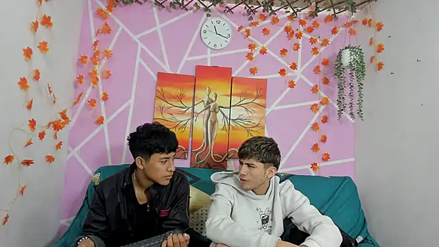 Snapshot of sebas_boys577 chatting on 10-13-25, 01:34 sebas boys577 online show from 10-13-25, 01:34