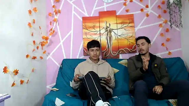 Snapshot of sebas_boys577 chatting on 10-11-25, 01:23 sebas boys577 online show from 10-11-25, 01:23
