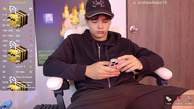 an drew18 online show from 06-19-26, 01:28