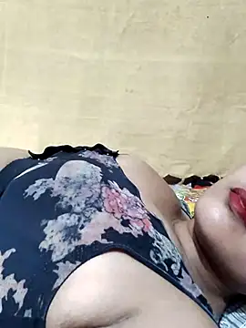 Snapshot of spicysuhana chatting on 05-15-26, 06:39 spicysuhana online show from 05-15-26, 06:39