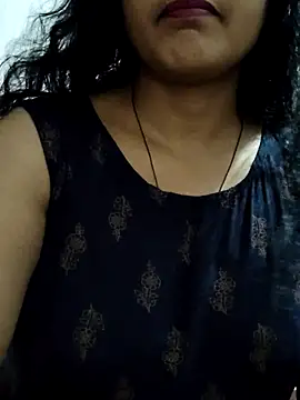 Snapshot of spicysuhana chatting on 05-22-26, 01:58 spicysuhana online show from 05-22-26, 01:58