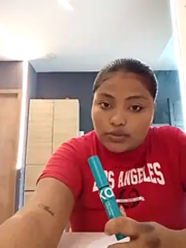 Snapshot of Cristal_hott1 chatting on 02-24-26, 07:37 Cristal hott1 online show from 02-24-26, 07:37