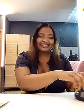 Snapshot of Cristal_hott1 chatting on 02-17-26, 07:22 Cristal hott1 online show from 02-17-26, 07:22