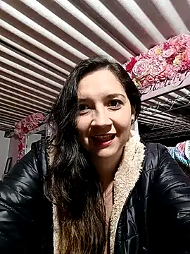 Agatha bellucci  online show from 10-01-25, 01:22