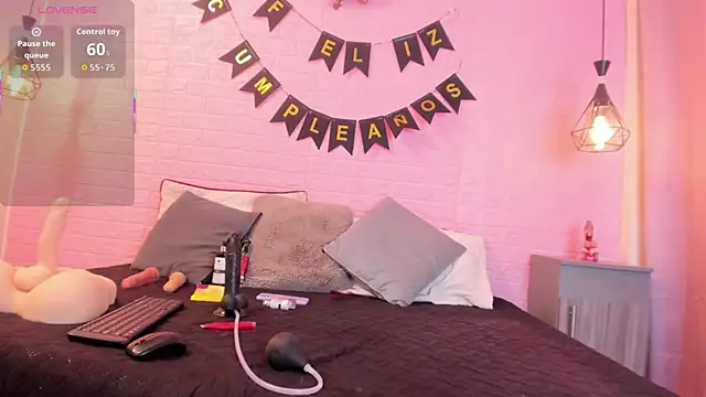 MayteLiu  online show from 09-27-25, 12:55