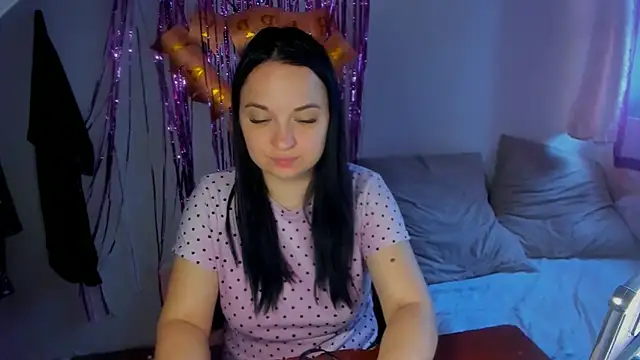 VoxxAura online show from 09-28-25, 07:15