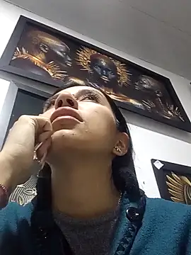 Snapshot of Nika_Hot chatting on 09-26-25, 03:02 Nika Hot online show from 09-26-25, 03:02