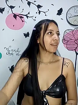 Snapshot of Nika_Hot chatting on 09-12-25, 03:06 Nika Hot online show from 09-12-25, 03:06