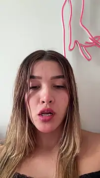 Lovejuana  online show from 11-25-25, 01:55