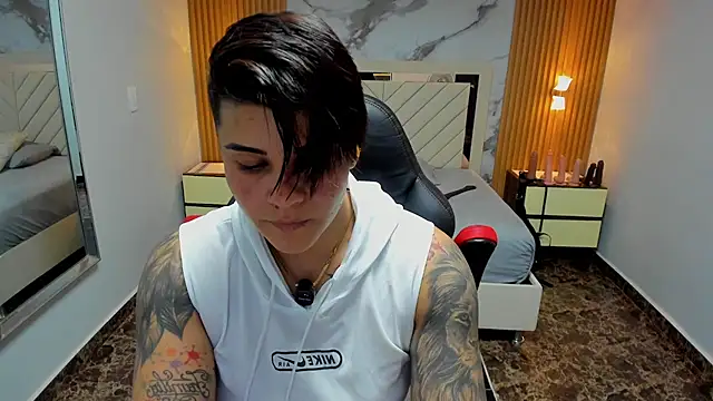 KAROLLJONES1 online show from 03-04-26, 07:32