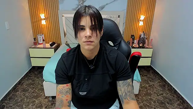 KAROLLJONES1 online show from 01-31-26, 07:12