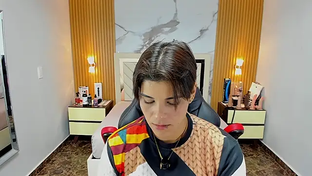 KAROLLJONES1 online show from 11-12-25, 07:40