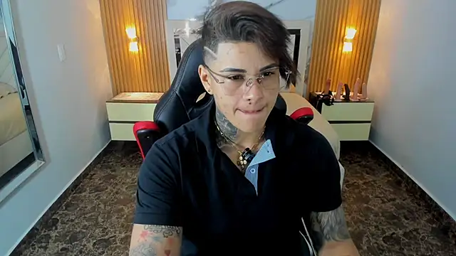 KAROLLJONES1 online show from 07-25-26, 12:44