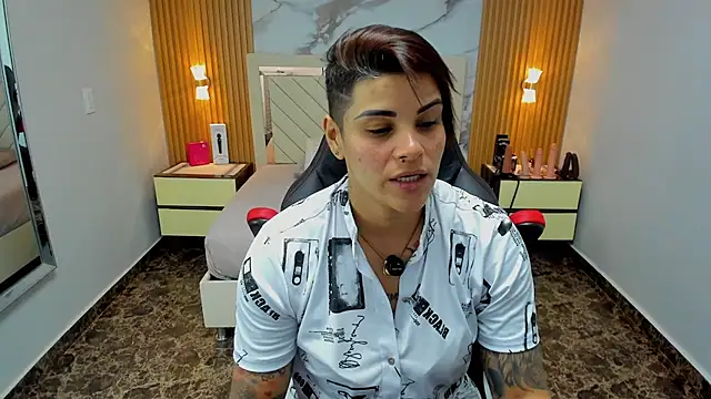 KAROLLJONES1 online show from 02-21-26, 12:40