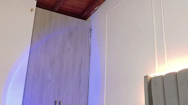 Ice Princess  online show from 03-10-26, 04:27