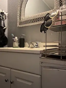 goddessmissmia online show from 09-30-25, 04:35