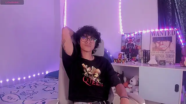 Snapshot of Khada__Jhin4 chatting on 09-24-25, 07:53 Khada  Jhin4 online show from 09-24-25, 07:53