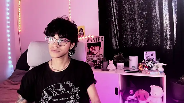 Snapshot of Khada__Jhin4 chatting on 10-21-25, 08:19 Khada  Jhin4 online show from 10-21-25, 08:19