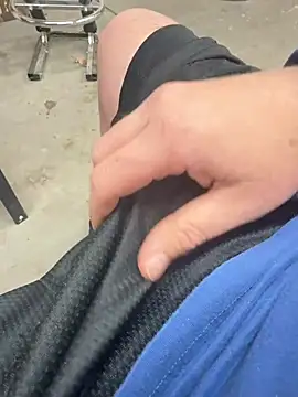 jamesliddick38 online show from 02-06-26, 03:57