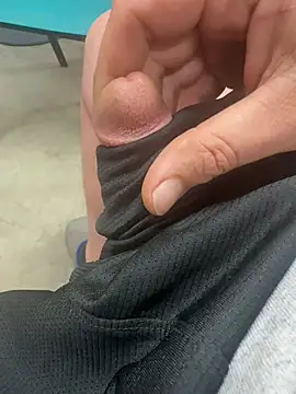 jamesliddick38 online show from 04-17-26, 02:47