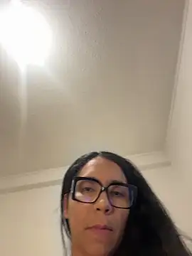 princesaliay online show from 06-18-26, 11:04