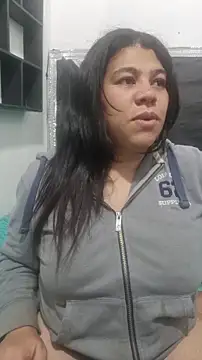 Snapshot of ALMAWHITE chatting on 12-14-25, 08:47 ALMAWHITE online show from 12-14-25, 08:47