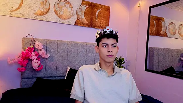 Room 69x online show from 09-22-25, 12:44