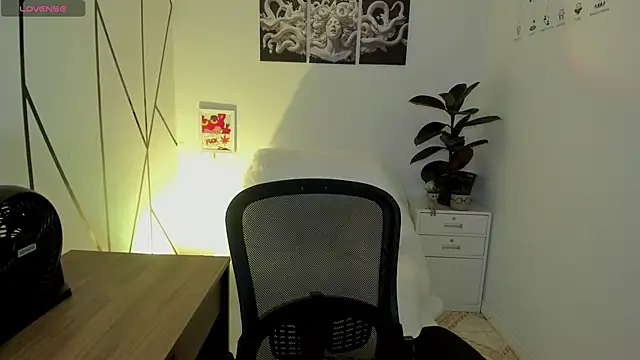 Room 69x online show from 11-06-25, 03:21