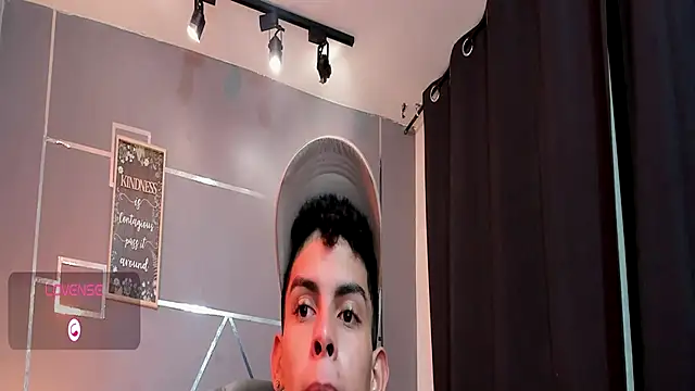 Room 69x online show from 11-22-25, 03:16