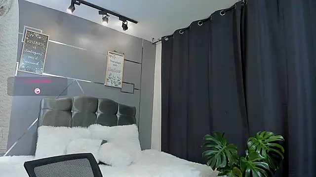 Room 69x online show from 11-23-25, 02:54