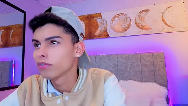 Room 69x online show from 11-27-25, 03:18