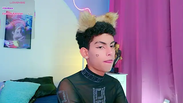 Room 69x online show from 10-06-25, 01:01