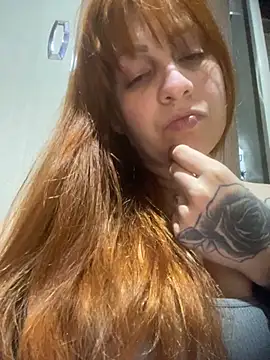 Snapshot of witchkiki chatting on 10-15-25, 05:39 witchkiki online show from 10-15-25, 05:39