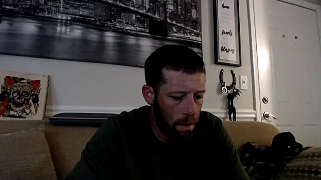 Snapshot of JM71325 chatting on 05-18-26, 11:20 JM71325 online show from 05-18-26, 11:20