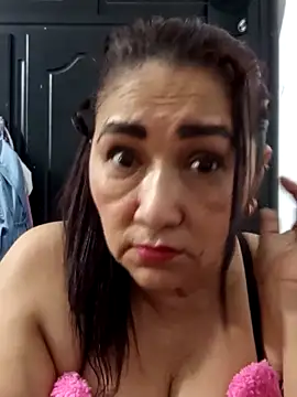 linda luna29 online show from 10-18-25, 02:57
