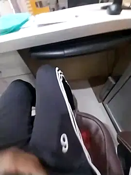 kiss like choco11 online show from 10-19-25, 11:02