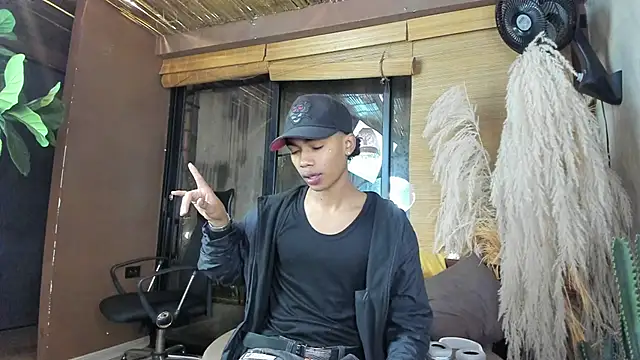 AlanCutee online show from 11-28-25, 11:43