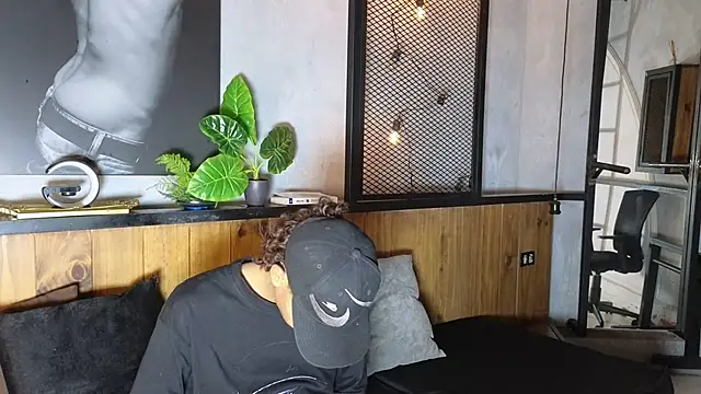 AlanCutee online show from 04-16-26, 12:39